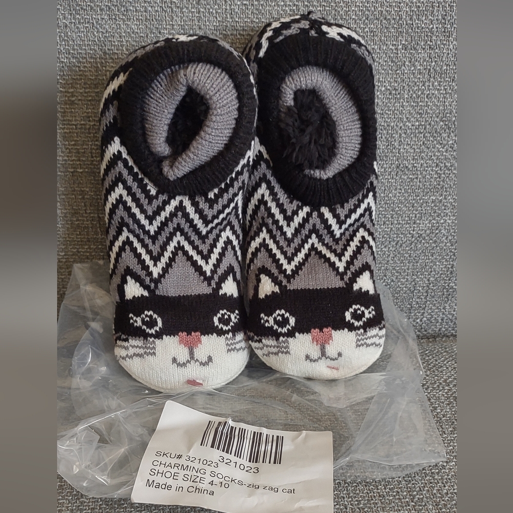 NEW!*Cat Zigzag Slipper/sox